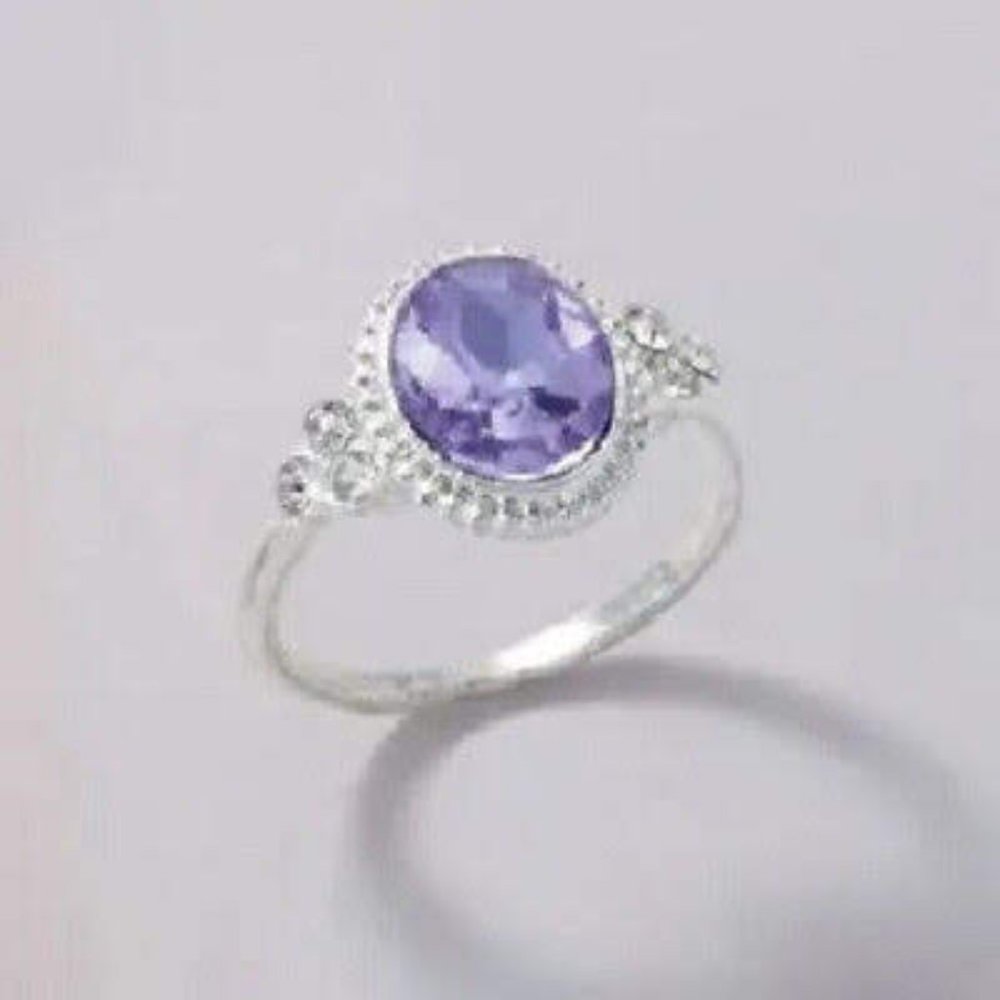 Avon Delicate Violet Cocktail Ring Size 10
